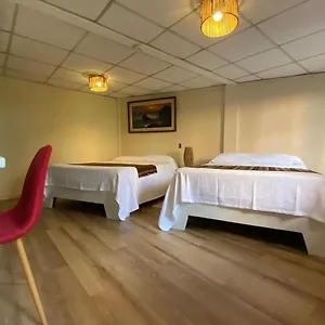 Arupo Hostal